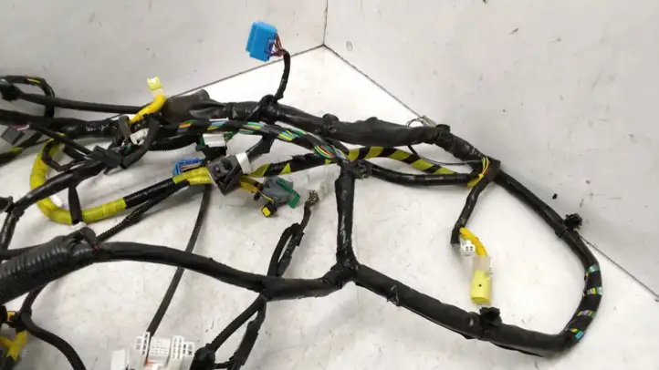Suzuki SX4 S-Cross (2013 - 2021) 3690364R00 Прочая электропроводка — фото 9