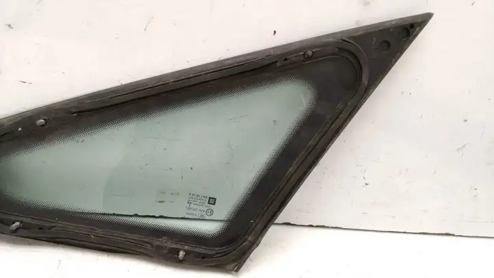 Opel Zafira B (2006 - 2008) 43R007951 Треугольное стекло кузова — фото 8