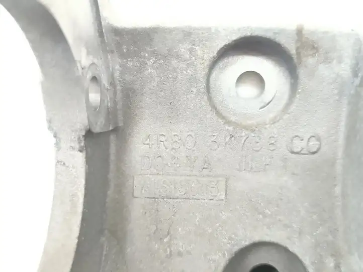 Land Rover Discovery 3 - LR3 (2004 - 2009) 4R8Q3K738CC Кронштейн насоса ГУР — фото 9