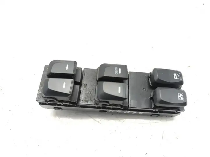 Hyundai ix35 (2009 - 2013) 3834901310 Кнопка стеклоподъемников — фото 2