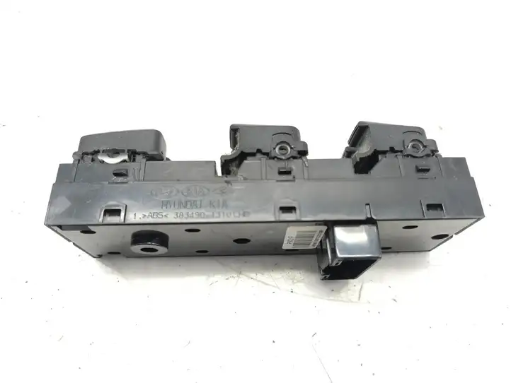 Hyundai ix35 (2009 - 2013) 3834901310 Кнопка стеклоподъемников — фото 4