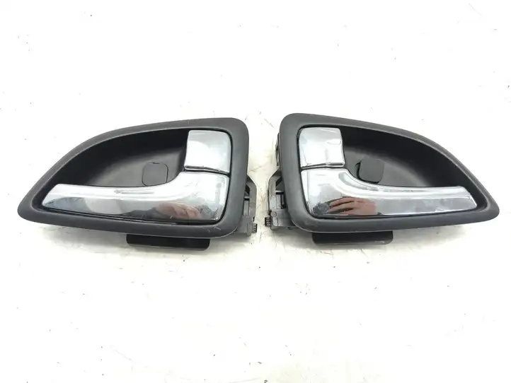 Hyundai ix35 (2009 - 2013) Внутренняя ручка задней двери — фото 1