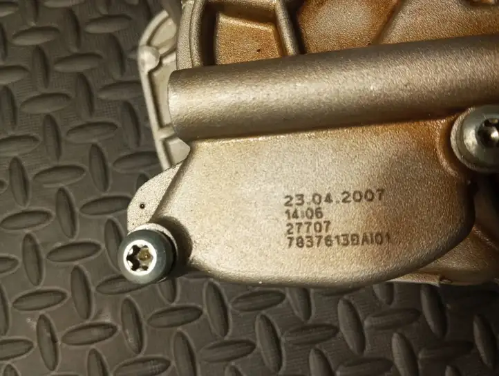 BMW 5 E60 E61 (2004 - 2010) 78376138 Масляный насос — фото 6