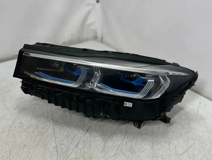 BMW 7 G11 G12 (2015 - 2022) 7946775 Передняя фара — фото 10