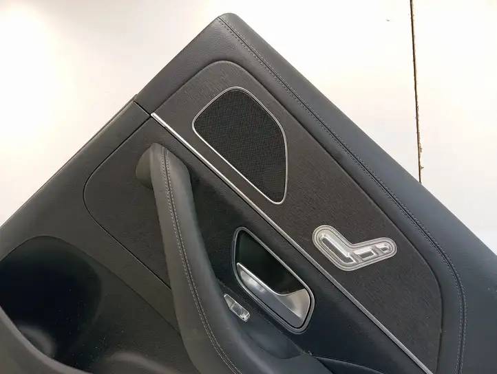 Mercedes-Benz GLE W167 (2019 - ) A1677372801 Обшивка задней двери — фото 5