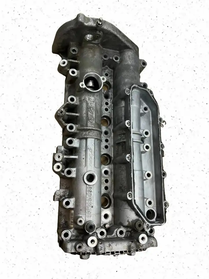 Iveco Daily Daily 6th gen (2012 - 2020) 5801835399 Крышка головки блока цилиндров — фото 4
