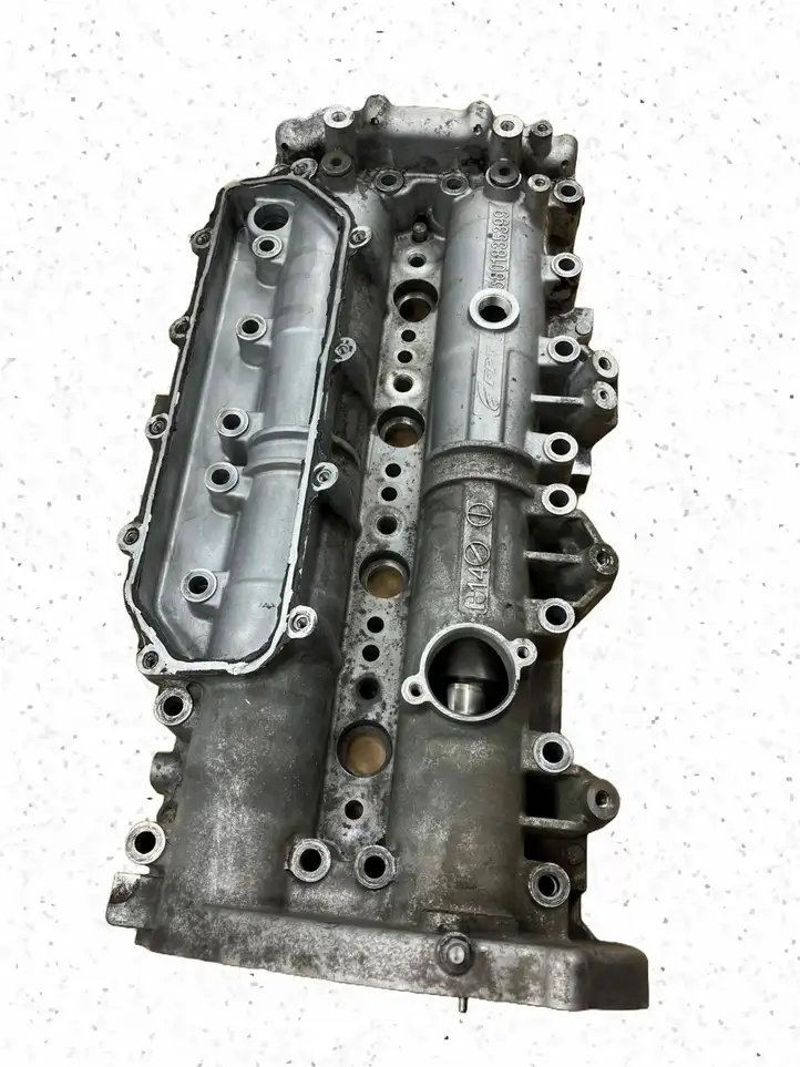 Iveco Daily Daily 6th gen (2012 - 2020) 5801835399 Крышка головки блока цилиндров — фото 5