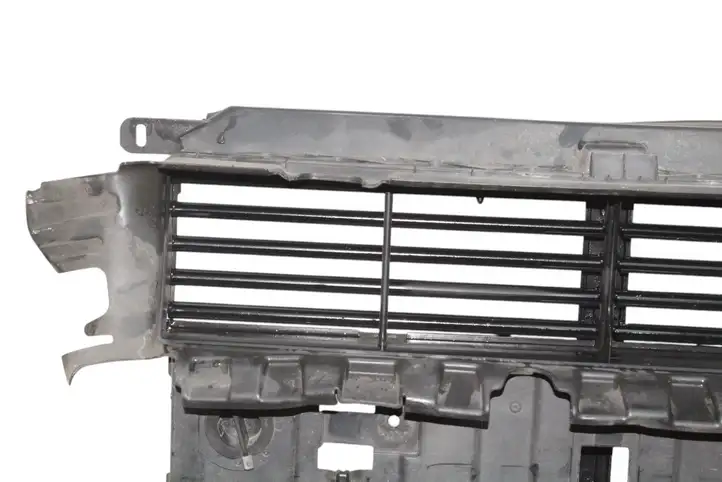 Ford Kuga II (2013 - 2019) DV448473A Вентиляционная решетка кузова — фото 5
