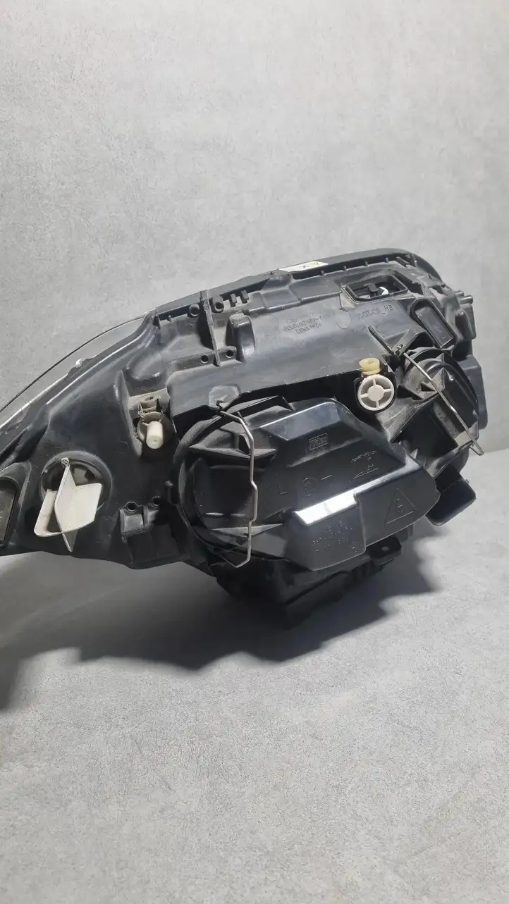 BMW 1 E81 E87 (2004 - 2011) 7171569 Крышка фары — фото 4