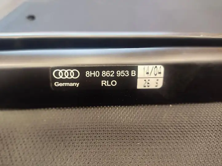 Audi A4 S4 B8 8K (2007 - 2011) 8H0862953B Ветровик передней двери — фото 6