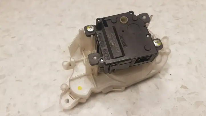 Lexus GS250 300 350 300h 450h (2011 - 2015) 0638001981 Двигатель задвижки потока воздуха — фото 1
