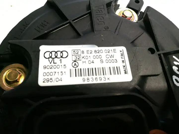Audi A4 S4 B7 8E 8H (2004 - 2009) 8E2820021E Вентилятор печки — фото 4