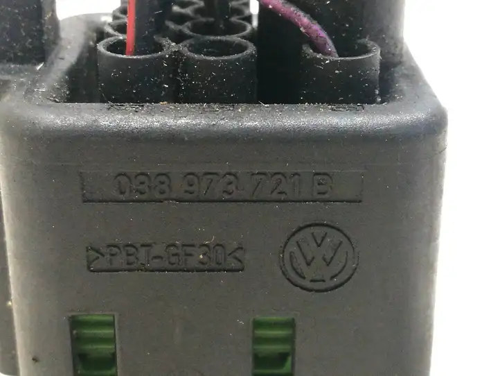 Volkswagen PASSAT B6 (2005 - 2010) 038973721B Реле накала свечей — фото 2
