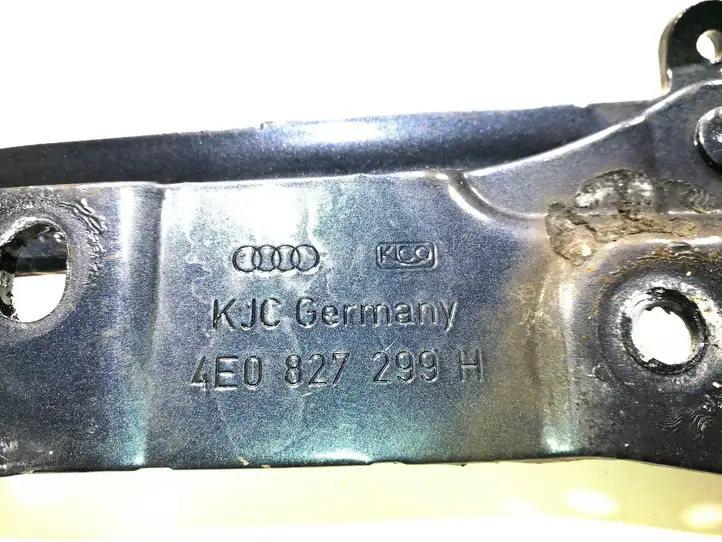 Audi A8 S8 D3 4E (2002 - 2005) 4E0827299H Петли крышки багажника — фото 2