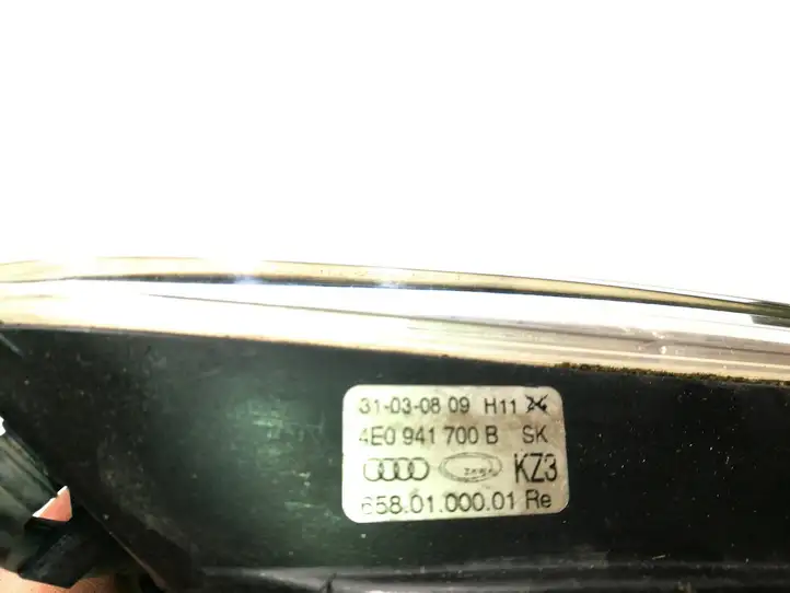 Audi A8 S8 D3 4E (2007 - 2010) 4E0941700B Передняя противотуманная фара — фото 2