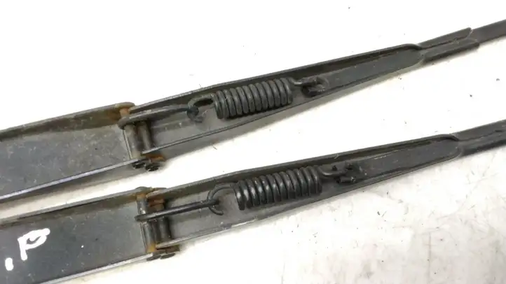 BMW Z4 E85 E86 (2002 - 2008) 61617011767 Рычаг стеклоочистителя — фото 8