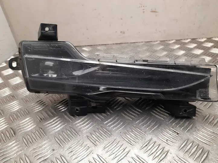 Tesla Model 3 (2017 - 2023) 107739600D Комплект противотуманных фар — фото 1