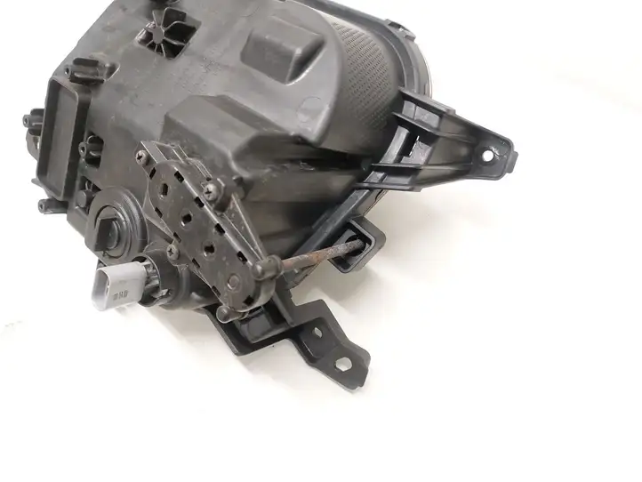 Kia Sportage (2018 - 2021) 92201F1600 Передняя противотуманная фара — фото 7