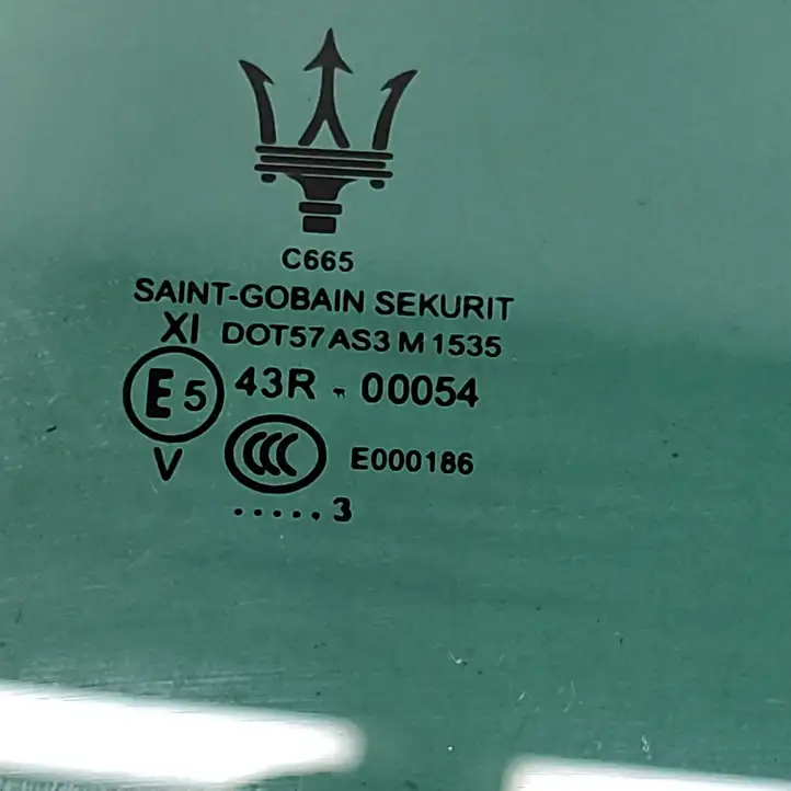 Maserati Ghibli (2013 - 2017) 670038126 Стекло задней двери — фото 3