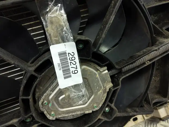 Tesla Model 3 (2017 - 2023) 107673200h Дефлектор воздуха — фото 3