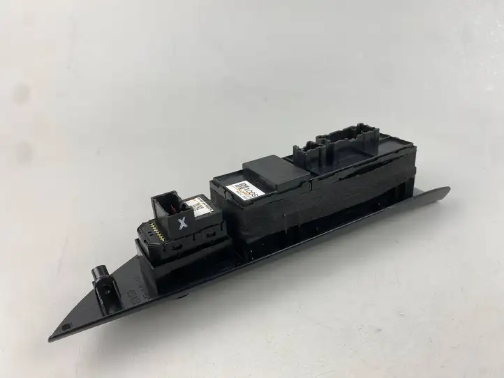 Subaru Forester SJ (2013 - 2018) 83071SG010 Блок кнопок стеклоподъемников — фото 2