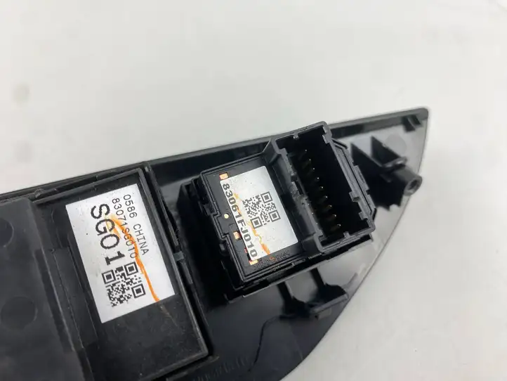 Subaru Forester SJ (2013 - 2018) 83071SG010 Блок кнопок стеклоподъемников — фото 7
