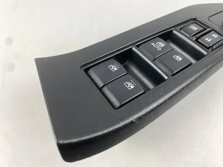 Subaru Forester SJ (2013 - 2018) 83071SG010 Блок кнопок стеклоподъемников — фото 9