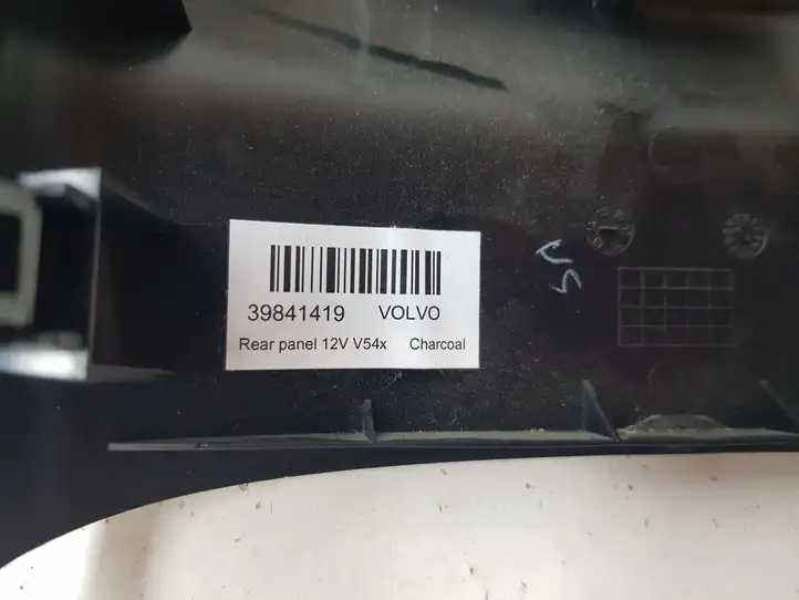 Volvo S90, V90 (2016 - 2020) 39841419 Накладка заднего прикуривателя — фото 6