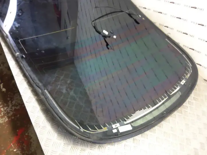 Tesla Model 3 (2017 - 2023) 147292500b Панорамная крыша / стеклянный люк — фото 9