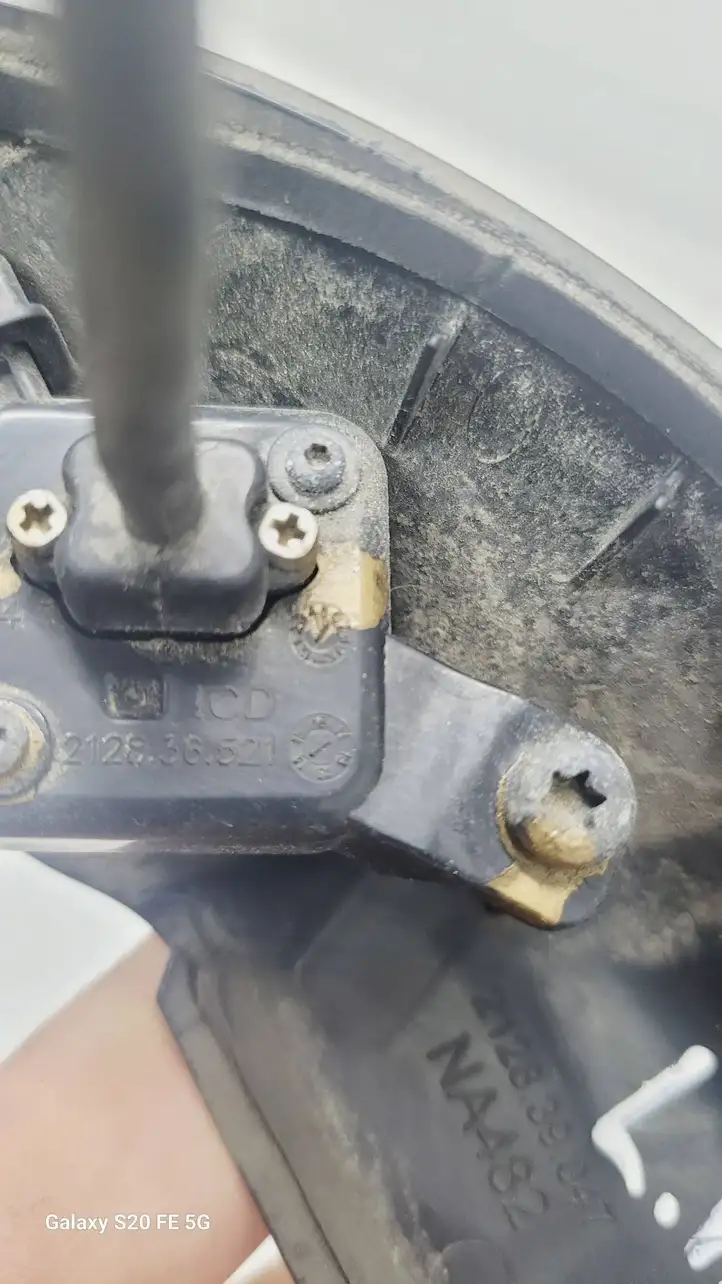 Nissan Pulsar (2014 - 2018) 212839047 Камера в зеркале заднего вида — фото 5
