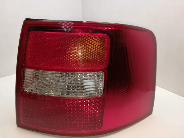 Audi A6 S6 C5 4B (2001 - 2004) 4B9945096F Задний фонарь в кузове — фото 1