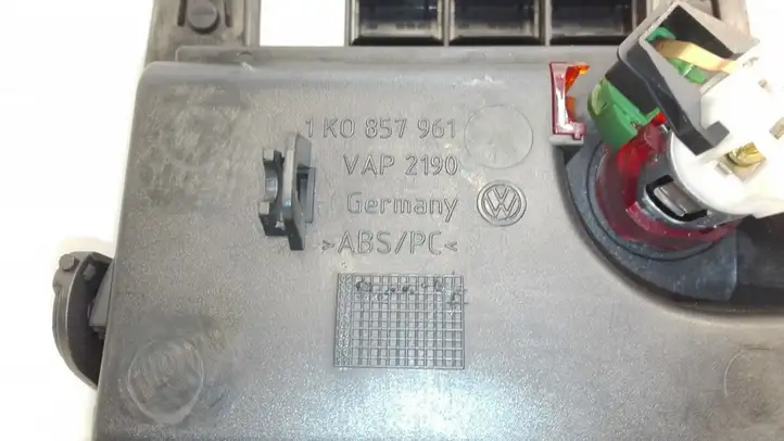 Volkswagen Golf V (2003 - 2009) 1K0857961 Накладка передней пепельницы — фото 2