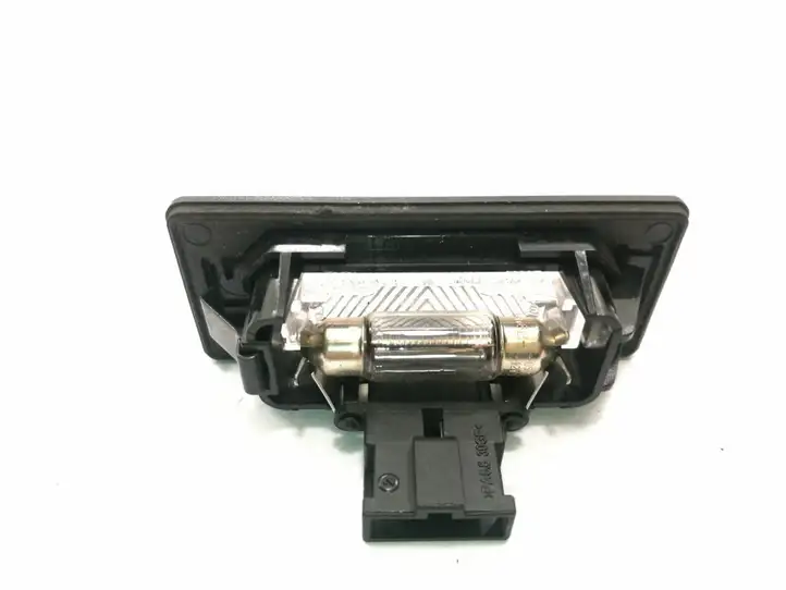 Audi A5 8T 8F (2007 - 2011) 8T0943021 Подсветка номера — фото 2