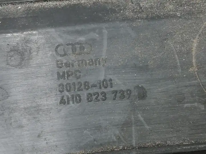 Audi A8 S8 D4 4H (2010 - 2014) 4H0823739 Крышка двигателя декоративная — фото 3