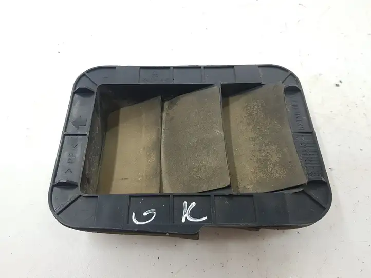 Toyota Corolla Verso AR10 (2004 - 2009) 629400F010 Вентиляционная решетка кузова — фото 1