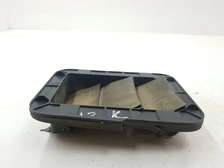 Toyota Corolla Verso AR10 (2004 - 2009) 629400F010 Вентиляционная решетка кузова — фото 2