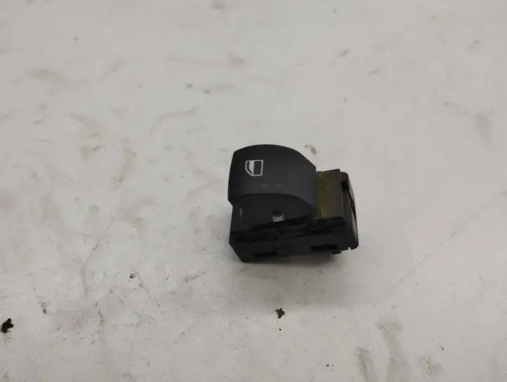 BMW 5 E60 E61 (2004 - 2010) 15939948 Кнопка стеклоподъемников — фото 4