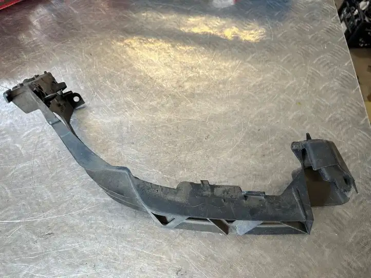 Peugeot 207 (2006 - 2009) 9649679380 Кронштейн заднего бампера — фото 4