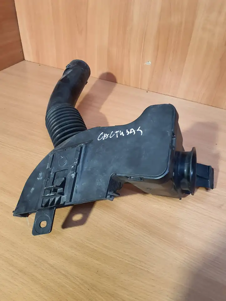 Citroen C4 Cactus (2017 - ) 9682647680 Детали воздухозаборника — фото 3