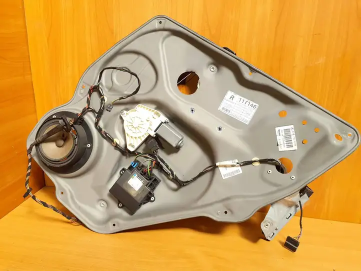 Mercedes-Benz B-class W245 (2005 - 2008) A1697301679 Стеклоподъемник передней двери (комплект) — фото 1