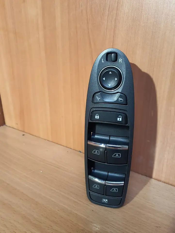Infiniti Q50 (2013 - 2018) 254013JP0A Блок кнопок стеклоподъемников — фото 1