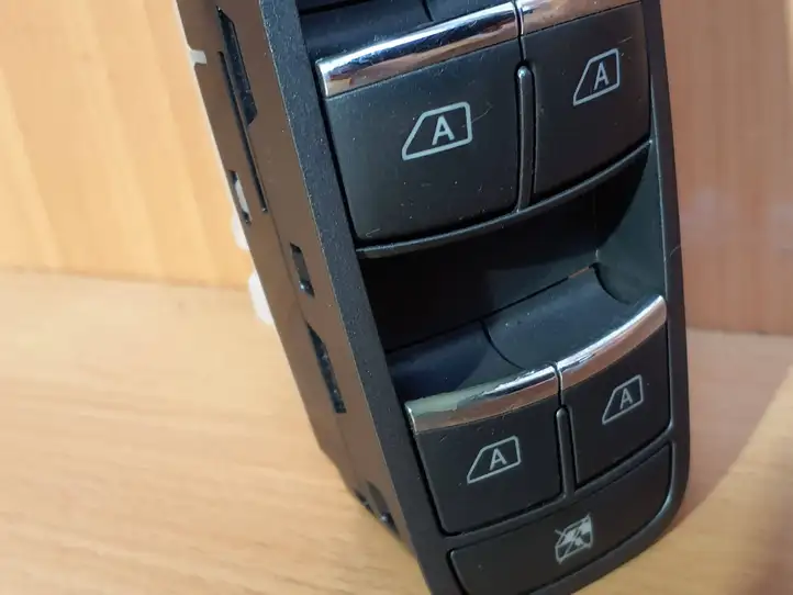 Infiniti Q50 (2013 - 2018) 254013JP0A Блок кнопок стеклоподъемников — фото 3