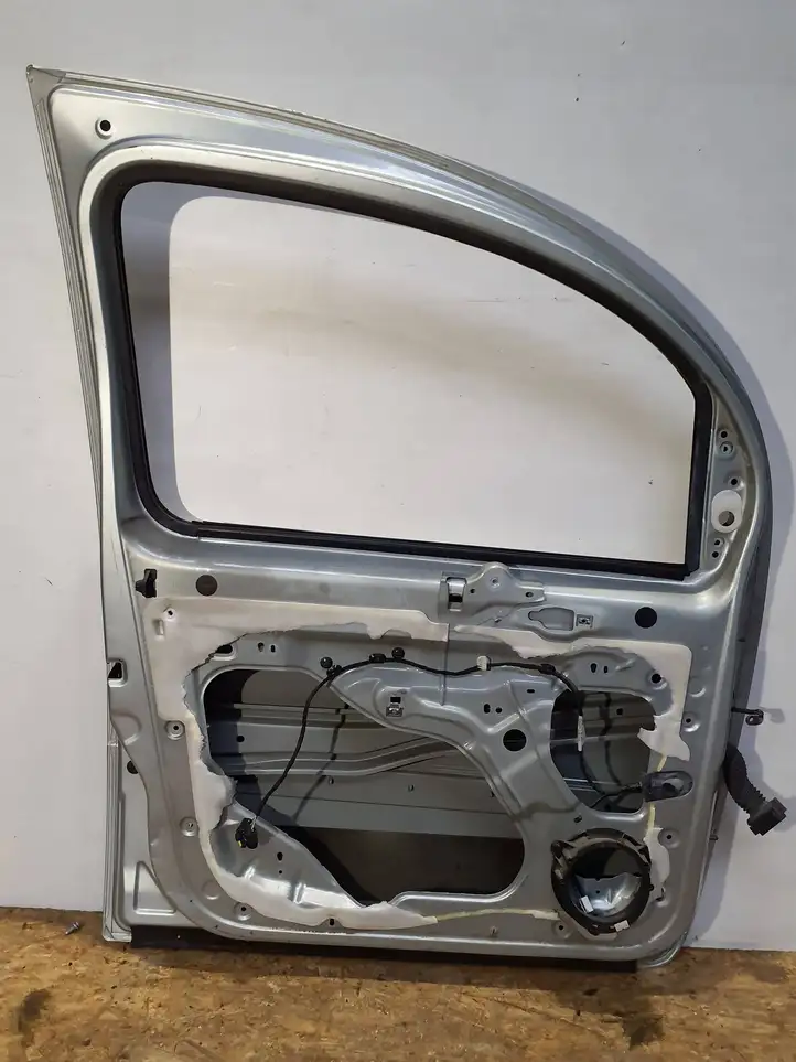 Renault Kangoo II (2008 - 2014) Дверь — фото 7
