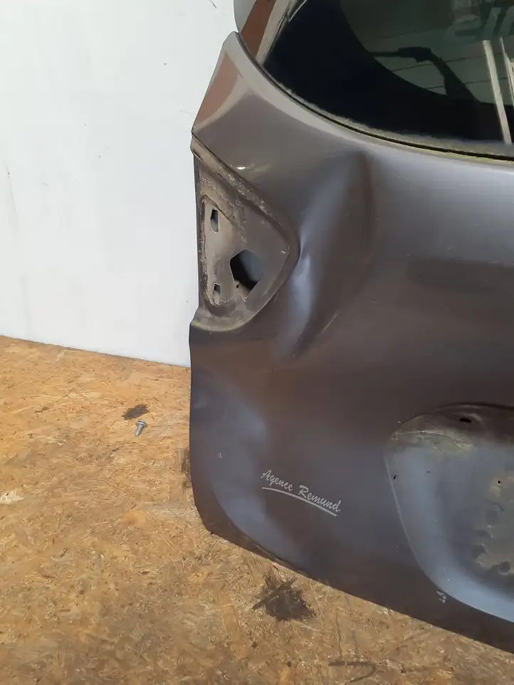 Renault Captur (2013 - 2020) 901523137R Крышка багажника — фото 2