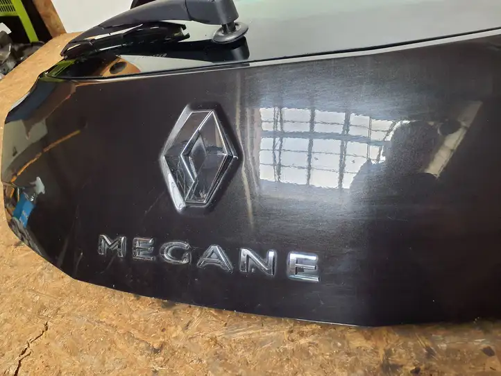 Renault Megane III (2009 - 2016) Крышка багажника — фото 3