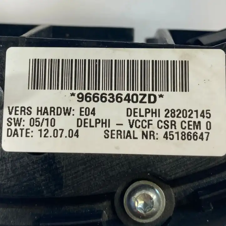 Citroen C5 (2008 - 2017) 96663640ZD Кнопки на рулевом колесе — фото 7