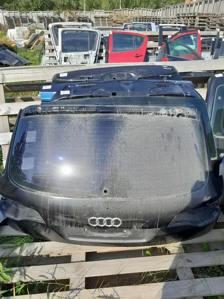 Audi Q7 4L (2005 - 2009) NOCODE Крышка багажника — фото 1