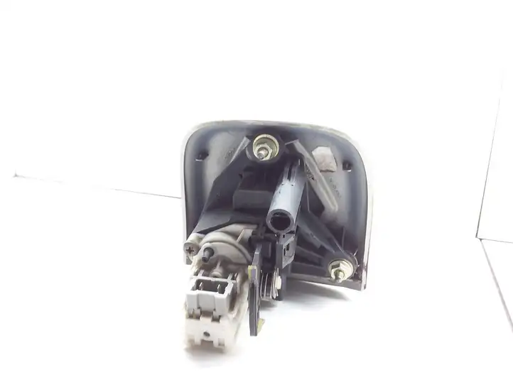 Renault Clio II (2001 - 2005) 8200060917 Кнопка закрытия багажника — фото 4