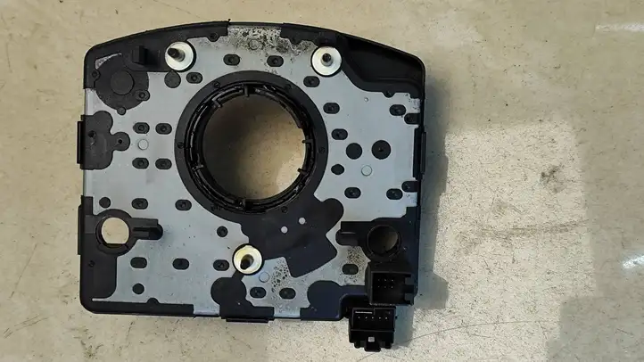 Volkswagen PASSAT B5.5 (2001 - 2005) 2775081002 Контактное кольцо SRS — фото 2