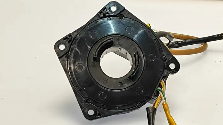 Chevrolet Aveo (2003 - 2008) FN6PHPAFM Контактное кольцо SRS — фото 1